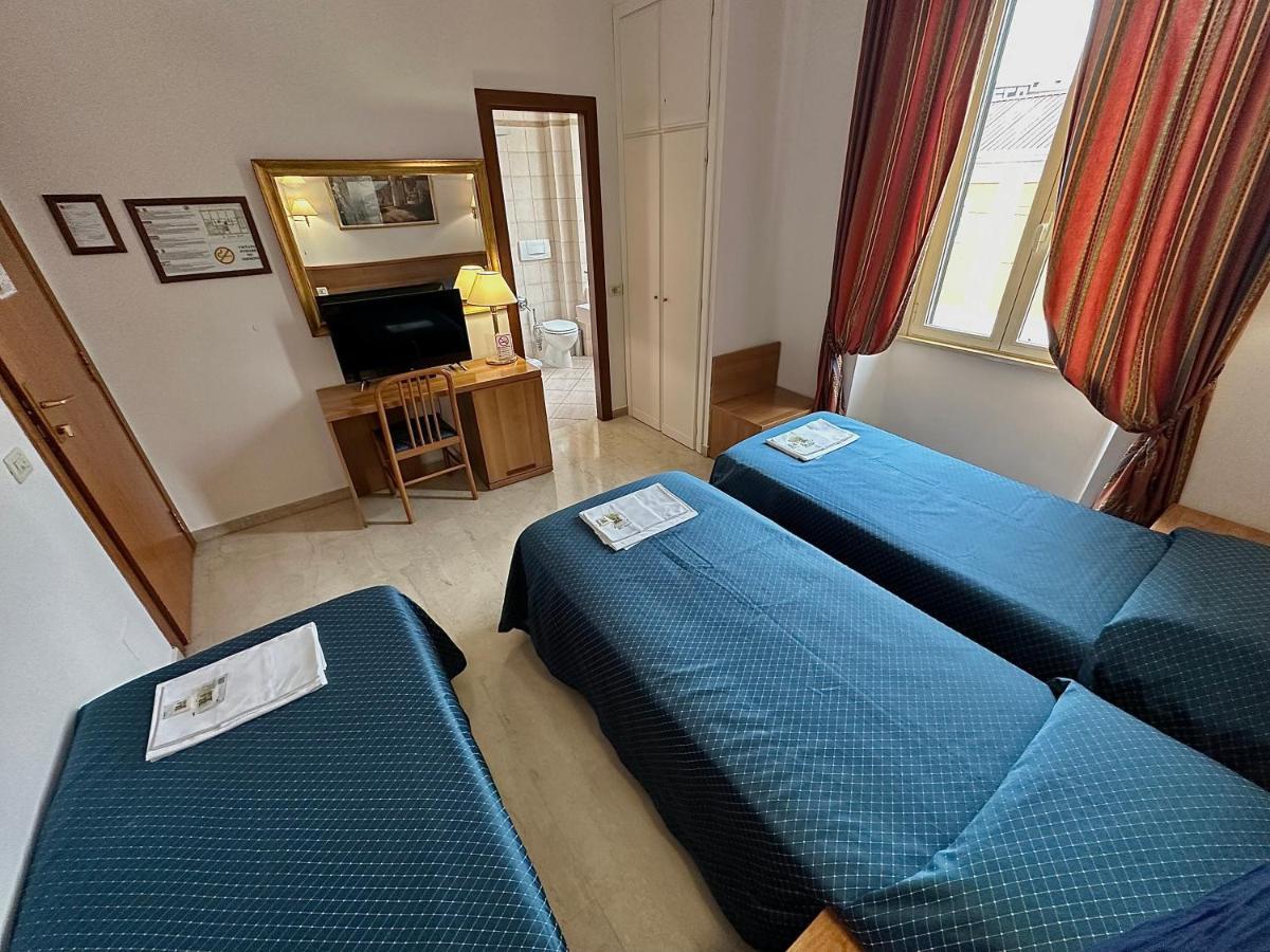 Hotel Principe Di Piemonte Rom Exteriör bild