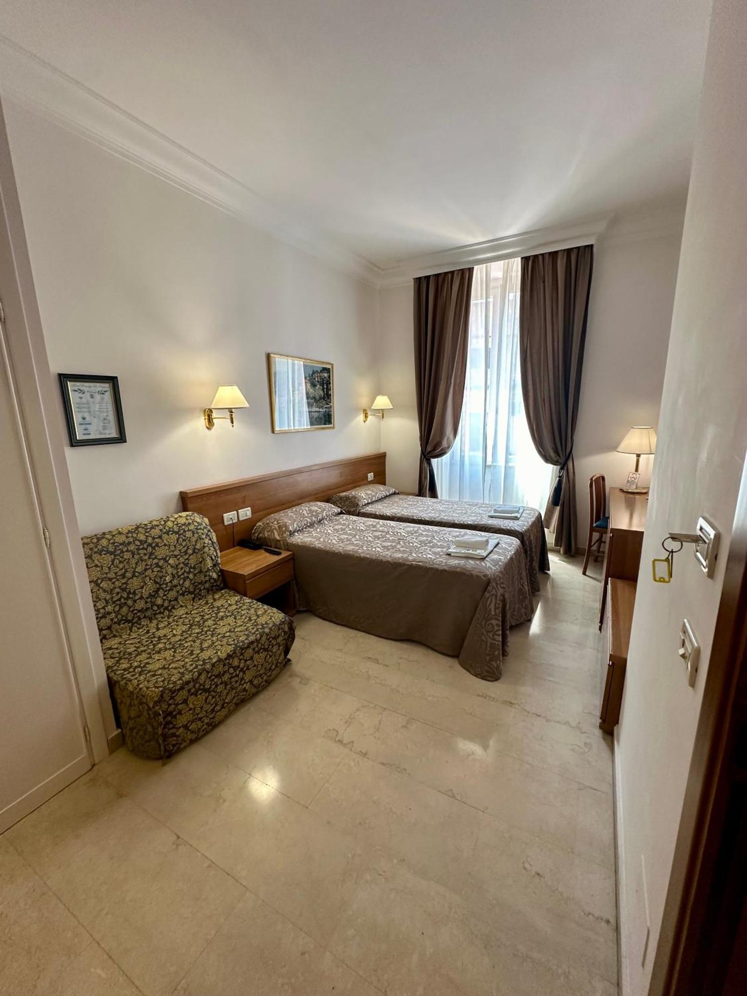 Hotel Principe Di Piemonte Rom Exteriör bild